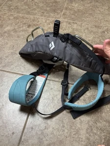 Black Diamond Type C Harness Size S 27”-30” Climbing Equipment 0082 - Picture 1 of 6