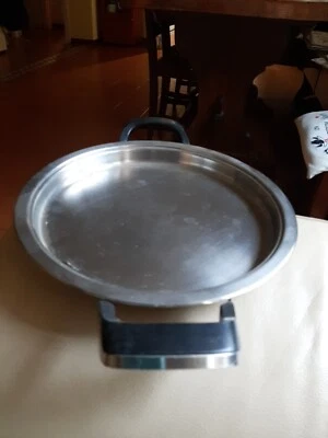 AMC  BISTECCHIERA DIAM 25- 2 MANICI, COPERCHIO, - Immagine 1 di 4