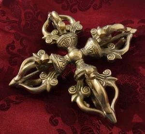 Gran muy bonito latón macizo Vajra / Doble Dorje de Nepal 15cm 0,6Kg - Imagen 1 de 2