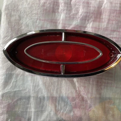 👉✅1962 Oldsmobile Starfire 88 98 Juego de montaje de lámparas traseras 4 OEM GM $650.00 Foto 1 de 4