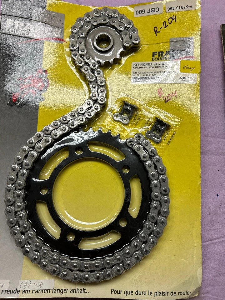 Kettenrad Kit RK525XSO für Honda CBF 500 2004  R-204 - Image 1 of 2