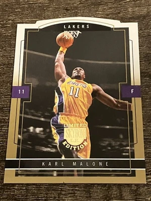 2003-04 Skybox Limited Gold #30 Karl Malone #32/150 - Image 1 of 2