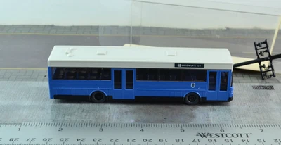 Wiking 24703 MAN SL 202 Munich City Bus 1:87 Scale HO - Image 1 of 3