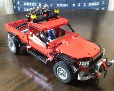 LEGO Technic Crane Truck  (8258) -Alternate Build Duty Wrecker Only 2009 - Image 1 of 4