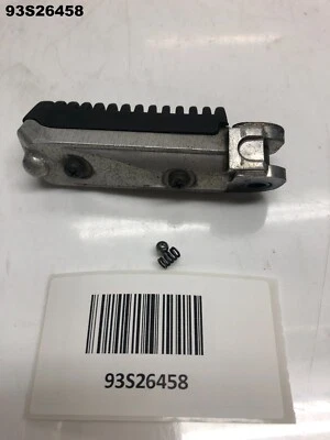 SUZUKI GSXR 1100WV 1993 - 1998 RH PILLION PEG GENUINE OEM M1802 LOT93 93S26458 Foto 1 de 3