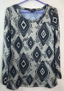 About a Girl Boutique Women's Size Large Aztec Knit Print Tan & Black Sweater - Picture 1 of 3