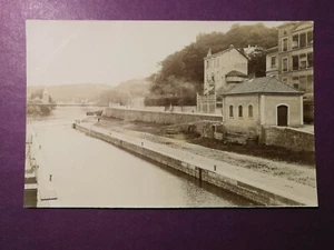 CPA 69 Environs de LYON - Barrage de L'ile Barbe MAGASIN et ATELIER PHOTO CARTE - Imagen 1 de 2