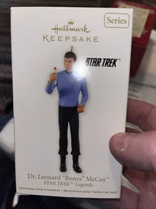Hallmark Star Trek Legends Dr. McCoy Ornament in Box 2012 - Bild 1 von 4