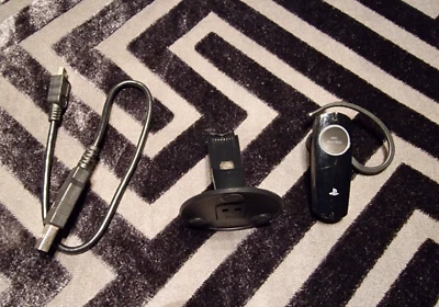 Official Sony Playstation 3 Bluetooth Mobile Phone Gaming Head Set CECHYA-0076 - Image 1 of 4
