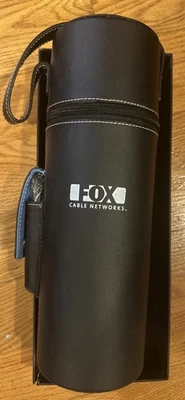 Porta-sacas Fox Cable Networks garrafa isolada vinho e bebidas espirituosas + saca-rolhas - Imagem 1 de 4