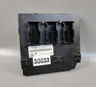 AUDI Q3 A1 S1 FUSE BOX IPDM BCM BODY CONTROL MODULE 8X0907063AC - Image 1 of 4