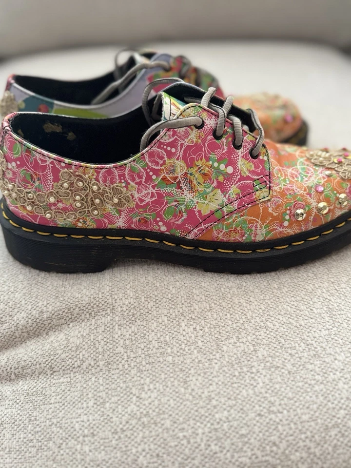 Dr Martens Air Wair Size 39 Smith Daze Multi Colored Floral Lace Up Oxfords - Image 1 of 4