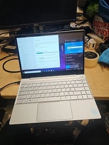 GEO Book 3Si Core i3-5005U @2.0GHz, 4GB RAM, 128GB SSD 13.3'' -FAULTY KEYBOARD - Picture 1 of 10