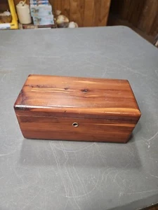 Vintage Lane Cedar Chest Miniature No Key Smells Great Cedar - Picture 1 of 13