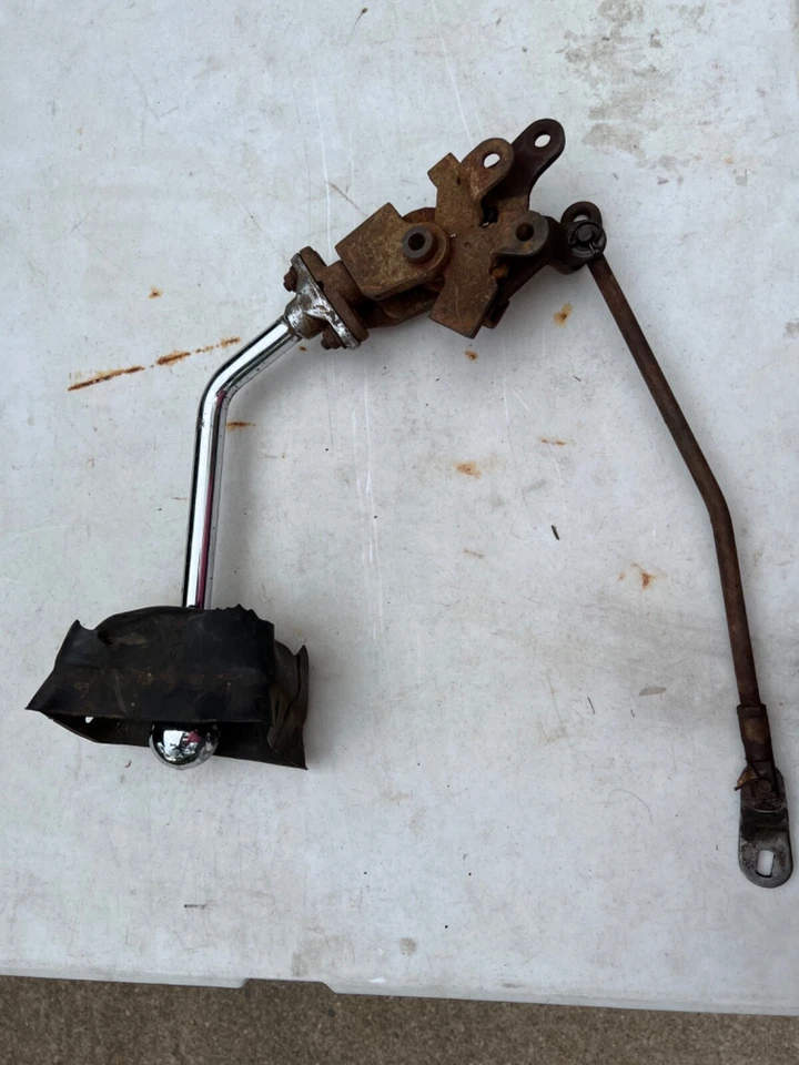 OEM GM 1967 ITM CHEVROLET Chevelle SS asiento con canastilla Muncie palanca de cambios de 4 velocidades 1+2 varillas Foto 1 de 4