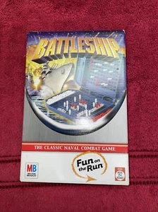 2005 MILTON BRADLEY, Battleship The Classic Naval Combat Game - Picture 1 of 2