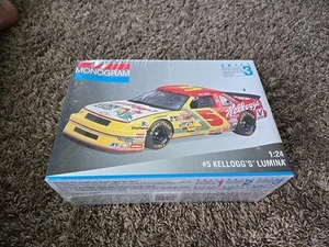 Monogram Chevrolet Lumina Kelloggs Terry Labonte 1:24 Kit #2974 Factory Sealed - Picture 1 of 6