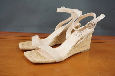 Босоножки AGL женские размер 38,5 обнаженные лакированная пробка на танкетке ремешок на лодыжке сделано в Италии - Изображение 1 из 4