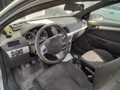 Centralina Check Control per OPEL ASTRA H GTC Sport 2006 192552 - Immagine 1 di 4