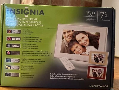 Insignia Digital Picture Frame 15:9 7" NS-DPF7WM-09  New - Image 1 of 4