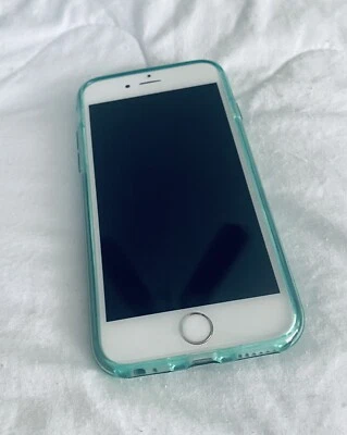 Apple iPhone 6s - 32GB - Silver (Unlocked) A1633 (CDMA + GSM) - Image 1 of 4