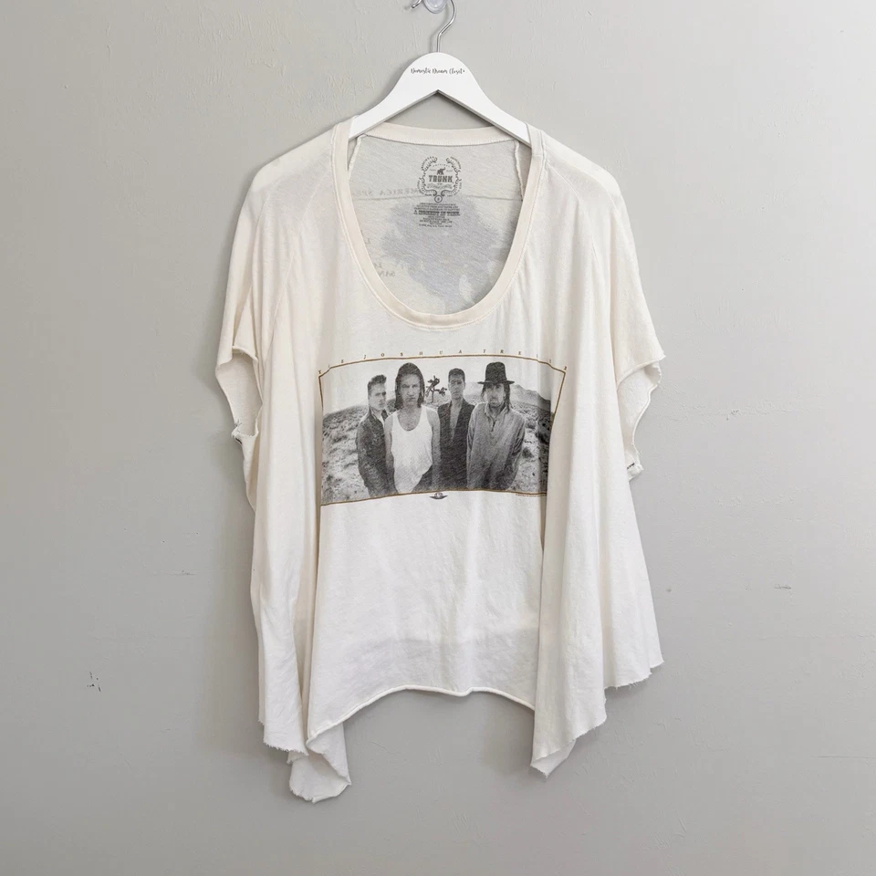 Camiseta cuadrada TRUNK LTD para mujer blanca gráfica U2 THE JOSHUA TREE talla S EE. UU. Foto 1 de 4