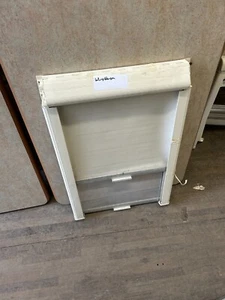 Wohnwagen / Wohnmobil Seitz Fensterrollo und Fliegengitter 42 x 64 cm - Bild 1 von 2