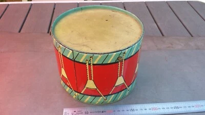 Ancien jouet tambour en tôle lithographiée publicité Bonbons COQ BLANC - Photo 1/4