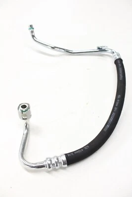 Manguera de línea de alimentación de entrada para enfriador de aceite Volvo 850 C70 S70 V70 XC70 22438201 Foto 1 de 4