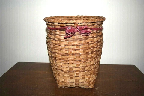 1950s Cherokee North Carolina Oak Split Weave 9” Vase Shape Storage Basket Cover