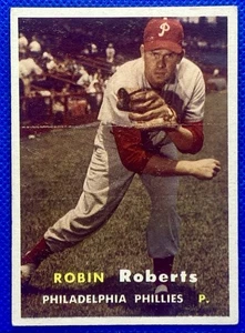 1957 Topps Robin Roberts #15  VG-VGEX   RC364 - Picture 1 of 2