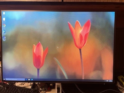 Dell UltraSharp U2421HE 23.8'' IPS LCD LED Monitor - Image 1 of 4