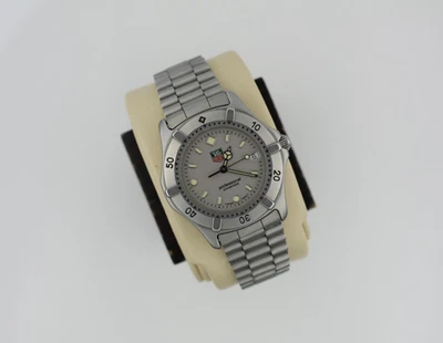 Reloj de cuarzo profesional plateado Tag Heuer WE1111.BA0300 para hombre serie 2000 WK1112 Foto 1 de 4