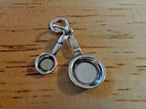 Sterling Silber 3D 22x11mm Beweglich 2 Kochen Küche Bratpfanne Set Charm - Bild 1 von 5