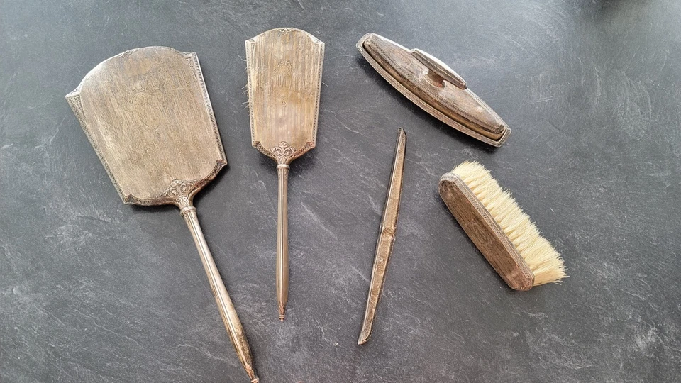 Antiguo juego de 5 tocador Webster de plata de ley con monograma. Foto 1 de 4