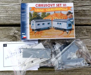 2 verschiedene Zirkus Anhänger  - 1:87  Bausatz von SDV-Models - Bild 1 von 1