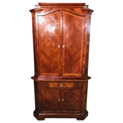 Antiguo gabinete de esquina Luis XVI del siglo XVIII chapa de nogal alrededor de 1790 Foto 1 de 4