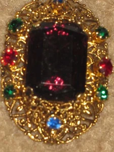 Vintage  GOLDETTE ?   Jewelry RED GREEN  PLUM ,  RHINESTONES,BROOCH PIN - Picture 1 of 6