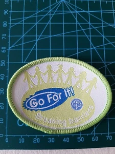 Girlguiding Guides 'Go For It' Breaking barriers Cloth Badge / GG32 - Picture 1 of 1
