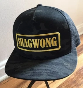 Cappello camionista Shagwong Tavern Moutauk NY mimetico ricamato caccia taglia unica uomo - Foto 1 di 9