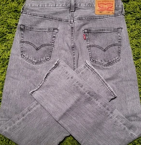 Levi's 501 Button Fly Straight Leg Stretch Gray Denim Jeans Mens Size 32 x 30 - Picture 1 of 13