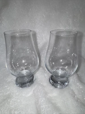 2 copos de uísque gravados Stolzle Crystal Glencairn com pés 4,5” - Imagem 1 de 4