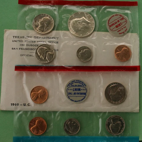 1969 United States Mint Annual Uncirculated 10 Coin Set BU P and D and S Penny Cover