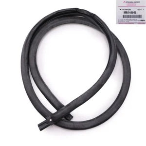 Front Rh Door Rubber Seal Weatherstrip Belt Fits Mitsubishi L200 1996 - 2005 - Picture 1 of 8