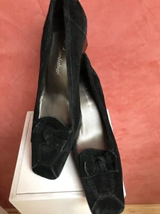 Wildlederslipper, coole Karreé Form Trend, macht superlange Beine, neu! - Bild 1 von 6