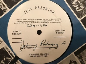 Johnny Rodriguez Test Pressing SRMI-1144 LP Practice Makes Perfect - Picture 1 of 2