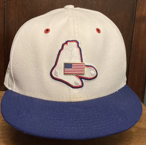 Chicago White Sox 9fifty Hat White w/ Socks Patch US Flag Snap Back Lined GUC Cover