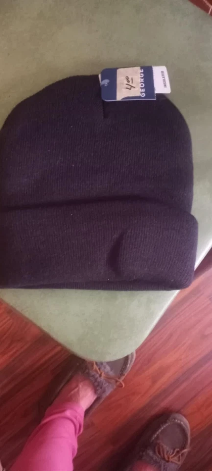 GEORGE KNIT HATS, INSULATED/ THICK/ WARM, BLACK. MENS OR WOMENS - Image 1 of 1
