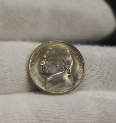 1939 S US Jefferson Nickel 5c Gem Unc.. - Image 1 of 2