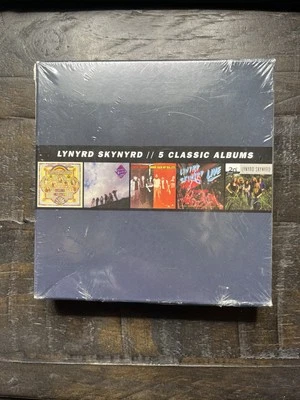 Lynyrd Skynyrd- 5 Classic Albums Foto 1 de 4